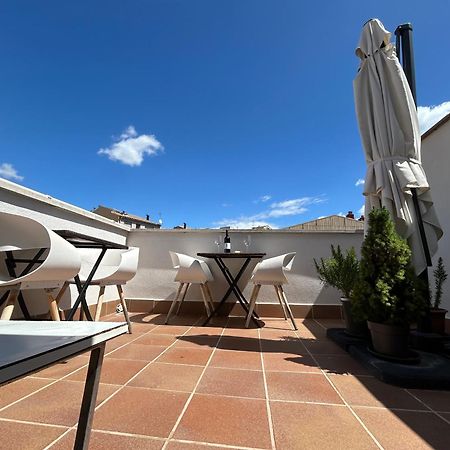 Hostal Somnis Suria Екстер'єр фото